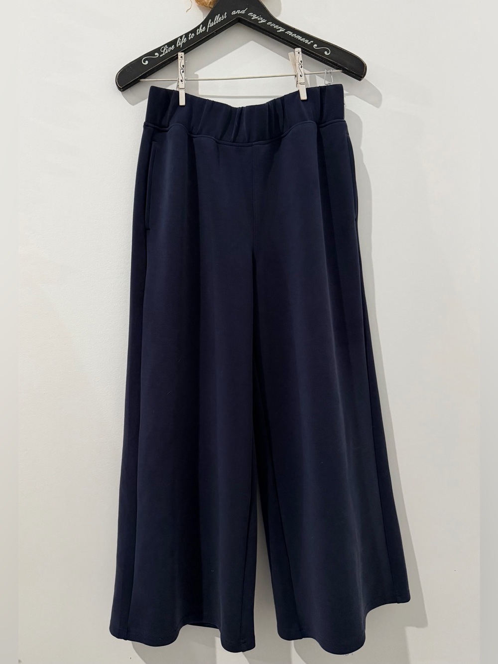 Yogalicious Navy Wide-Leg Cropped Palazzo Pants